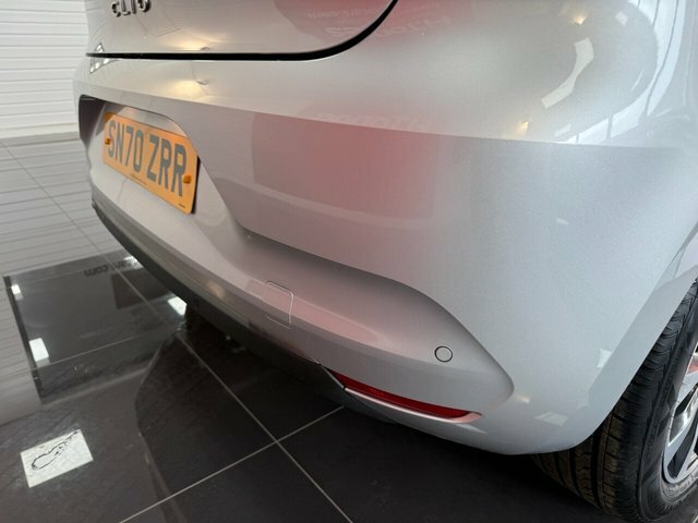 Renault Clio Hatchback SN70ZRR Silver #6