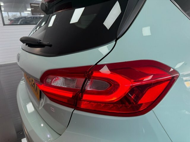 Ford Fiesta B And O Play Titanium VU18EXX Green #3