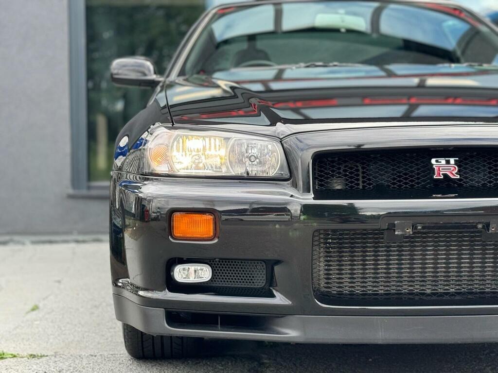 Nissan Skyline Coupe White #52