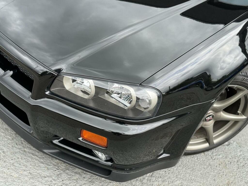 Nissan Skyline Coupe White #7