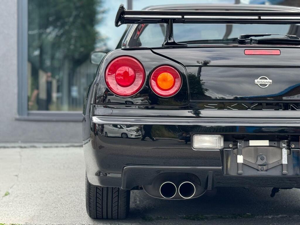 Nissan Skyline Coupe White #62