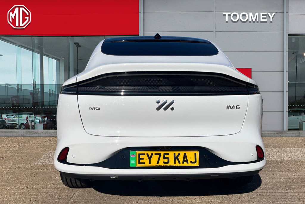 MG IM6 100Kwh Auto White #6