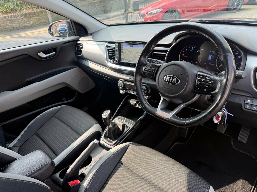 Kia Stonic 1.6 Crdi 3 Euro 6 Ss LC68ENT Black #3