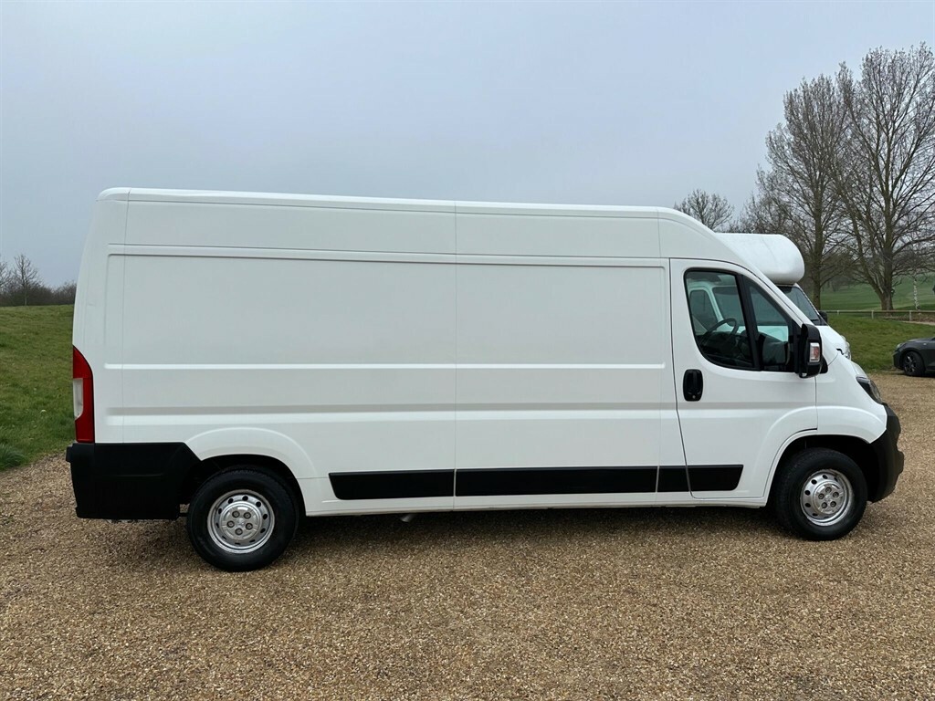 Peugeot Boxer 2.0 Bluehdi 335 Professional L3 H2 Euro 6 GL68CKF White #5