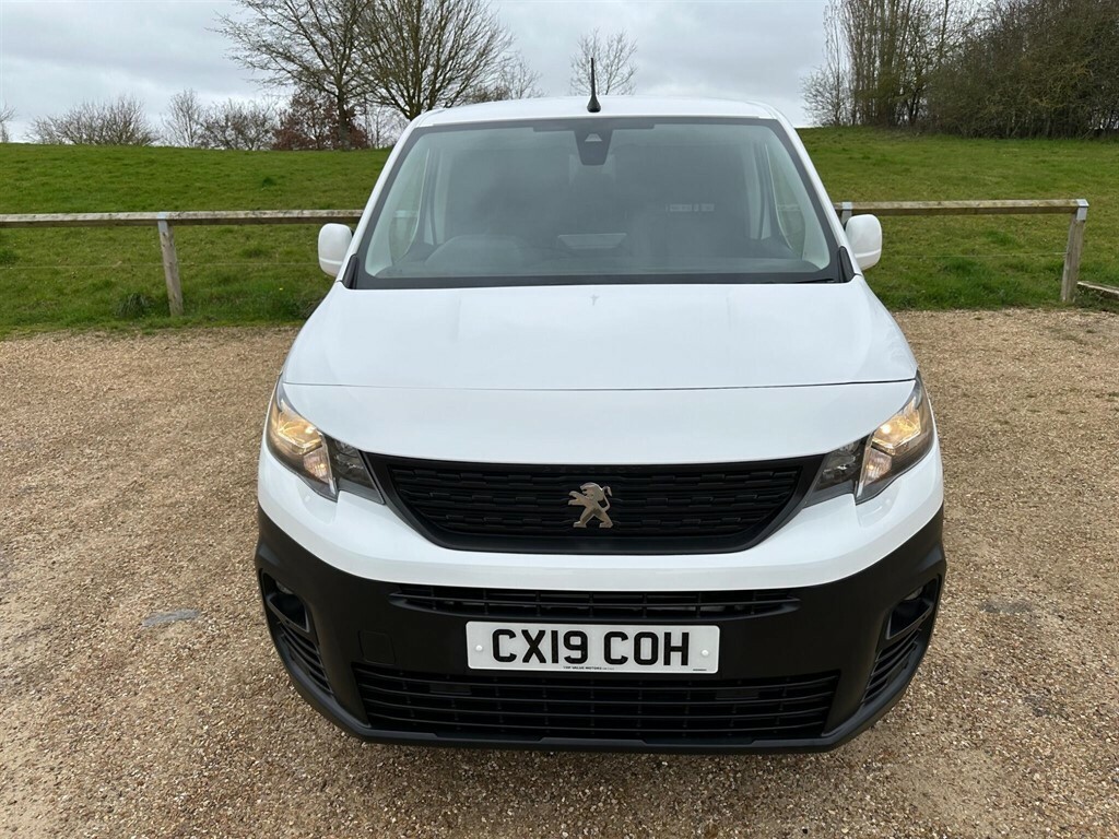 Peugeot Partner 1.6 Bluehdi 1000 Asphalt Standard Panel Van Swb Eu CX19COH White #2