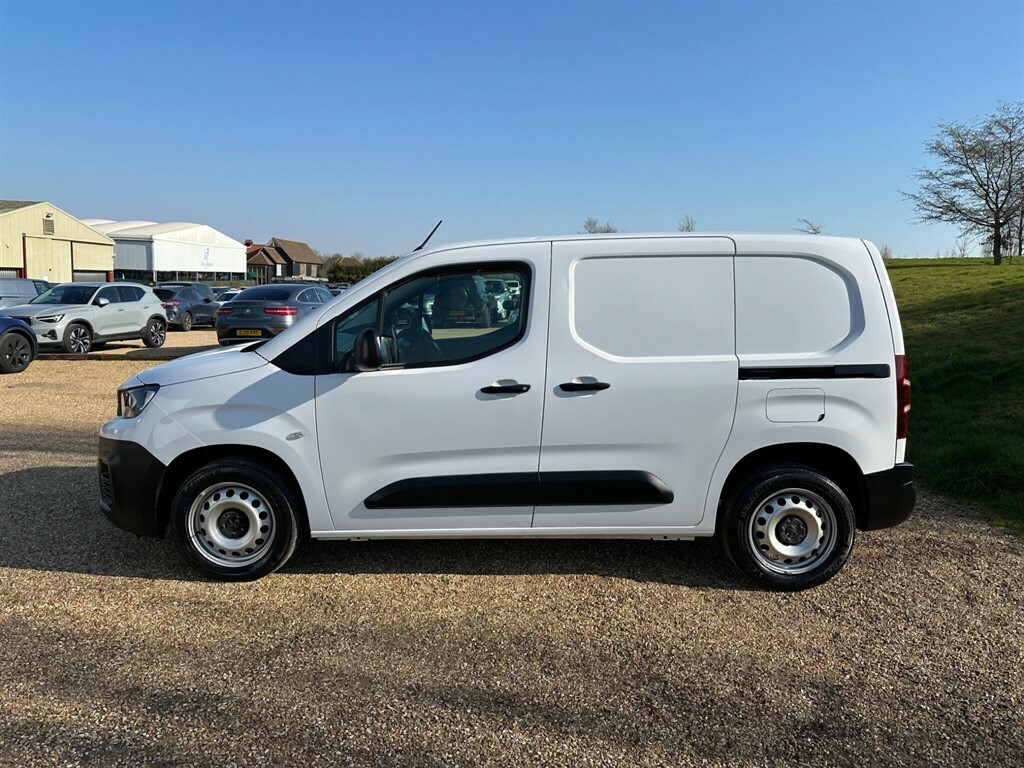 Peugeot Partner 1.5 Bluehdi 1000 Professional Premium Standard P MT23FXH White #4