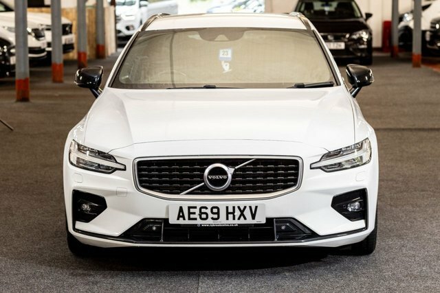 Volvo V60 2.0 D4 R-design Estate Euro 6 S S AE69HXV White #2