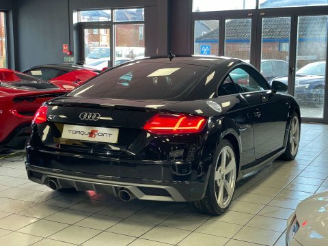 Audi TT 2.0 Tt S VL19NHM Black #3