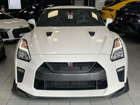 Nissan GT-R 3.8 Gt-r Prestige White #4