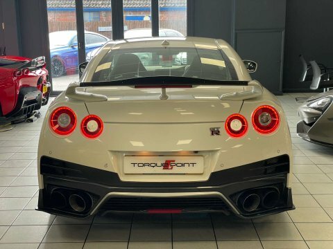 Nissan GT-R 3.8 Gt-r Prestige White #5