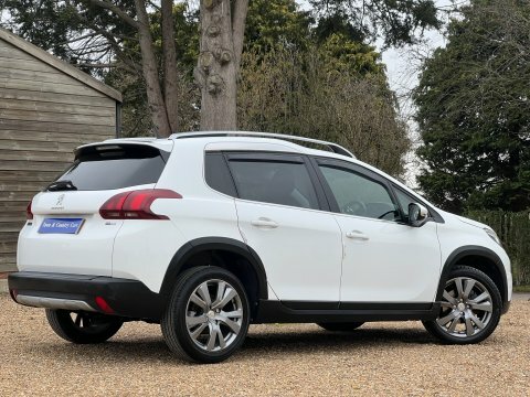 Peugeot 2008 Puretech S S PE67JRU White #4