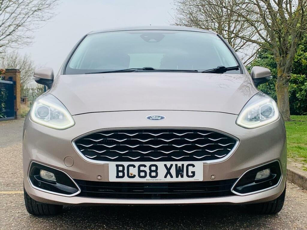 Ford Fiesta 1.0T Ecoboost Vignale Euro 6 Ss BC68XWG Beige #2