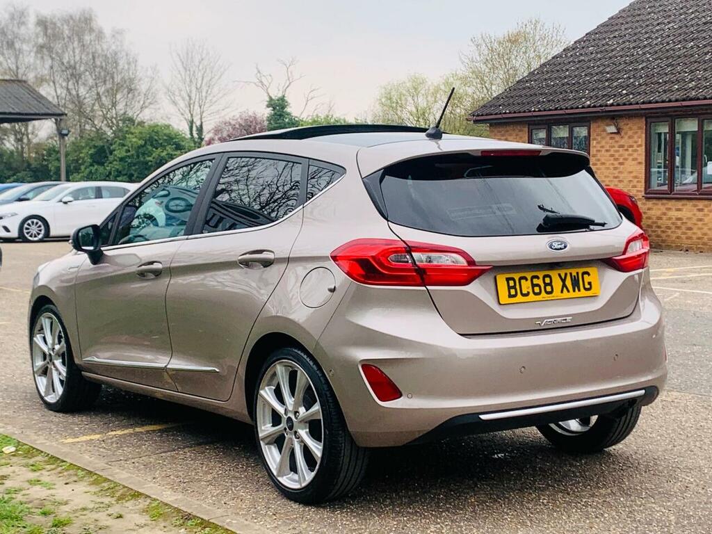 Ford Fiesta 1.0T Ecoboost Vignale Euro 6 Ss BC68XWG Beige #4