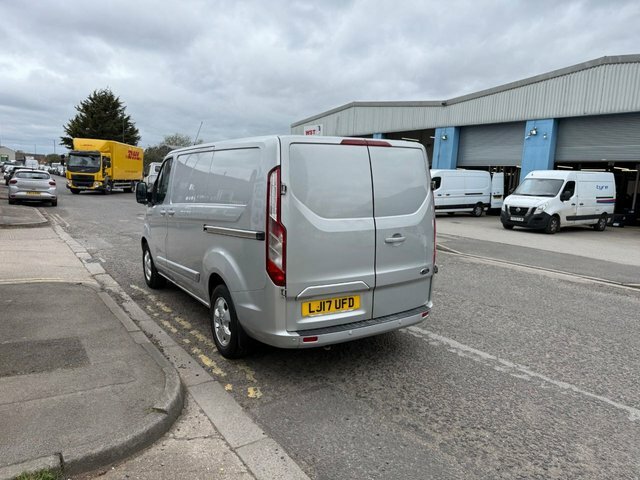 Ford Transit Custom 2017 2.0 Tdci 290 Limited Panel Van Man LJ17UFD Silver #5