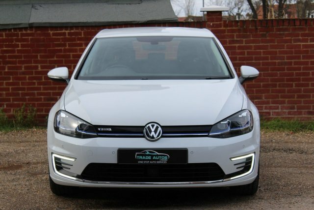 Volkswagen e-Golf E-golf Hatchback MF69CRJ White #2