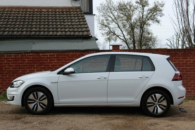 Volkswagen e-Golf E-golf Hatchback MF69CRJ White #6