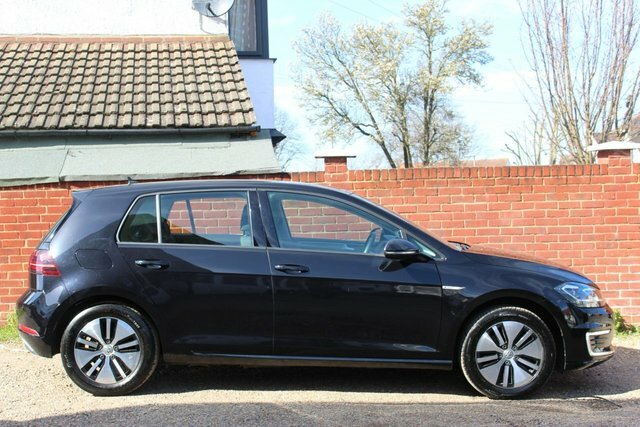 Volkswagen e-Golf E-golf Hatchback VU70HTY Black #4