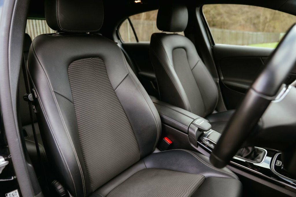 Mercedes-Benz A Class 1.3L Sport NG69HKF Black #4