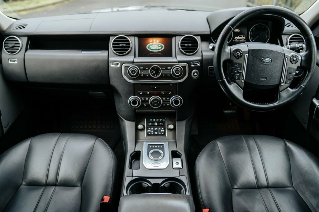Land Rover Discovery 4 3L Se Tech SO65AFX Grey #2