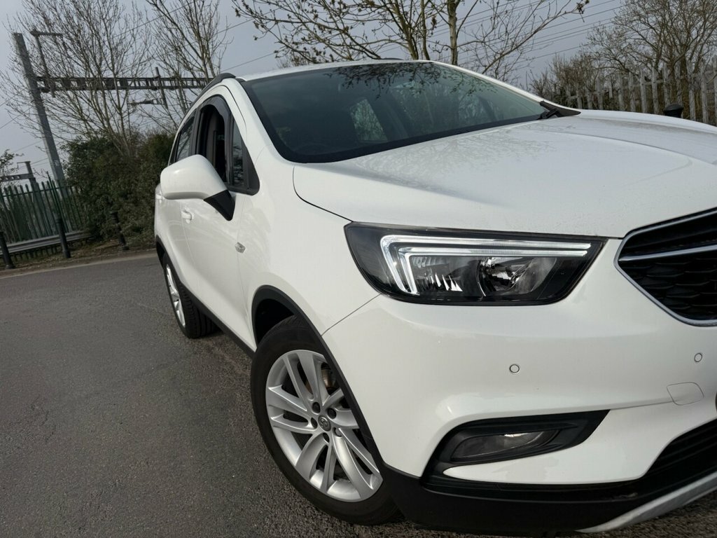 Vauxhall Mokka X 1.6L Active White #5