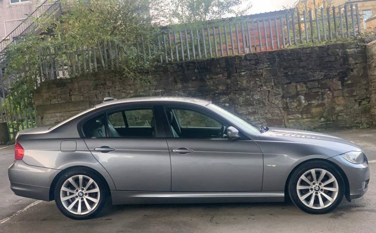 BMW 3 Series Diesel GJ60GRF Grey #4