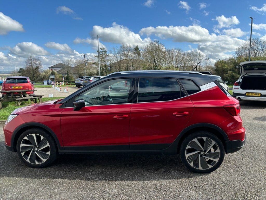 Seat Arona Suv WK22WUE Red #6