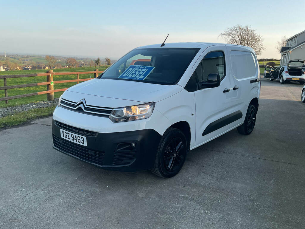 Citroen Berlingo 1.5 Bluehdi 1000Kg Enterprise Pro 100Ps 6 Speed VGZ9463 White #3