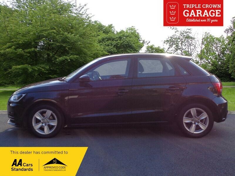 Audi A1 Sportback Tfsi Se YB17AKX Black #2