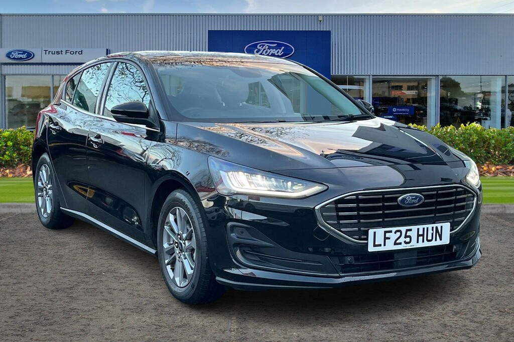 Ford Focus 1.0L Ecoboost 125Ps Titanium Hybrid Mhev Manua Black
