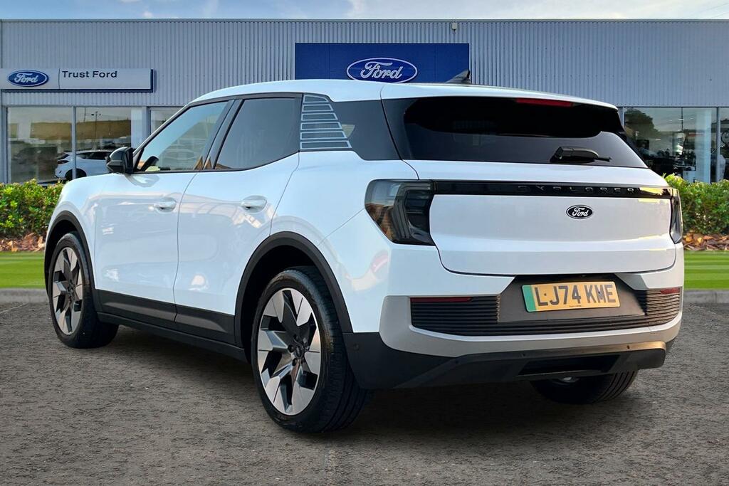 Ford Explorer Extended Range 77Kwh Premium Suv White #2