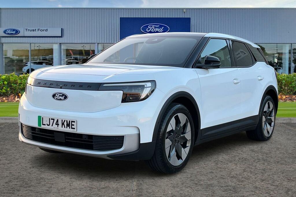 Ford Explorer Extended Range 77Kwh Premium Suv White #5
