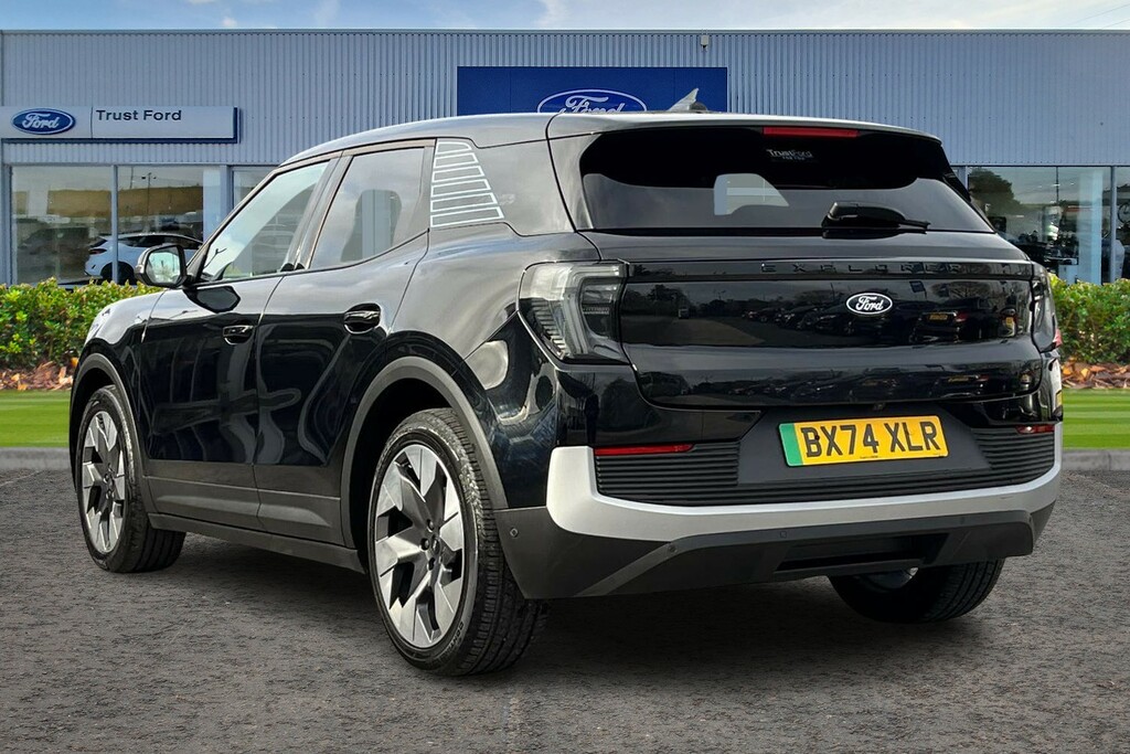 Ford Explorer Extended Range 77Kwh Premium Suv BX74XLR Black #2