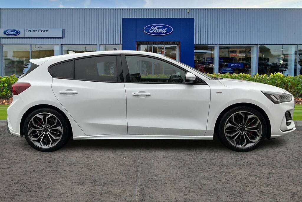 Ford Focus 1.0T Ecoboost Mhev St-line X Hatchback ISZ9294 White #3