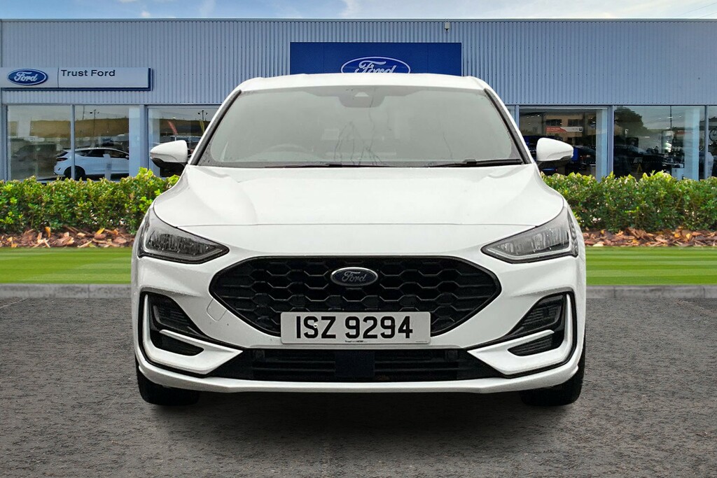 Ford Focus 1.0T Ecoboost Mhev St-line X Hatchback ISZ9294 White #6