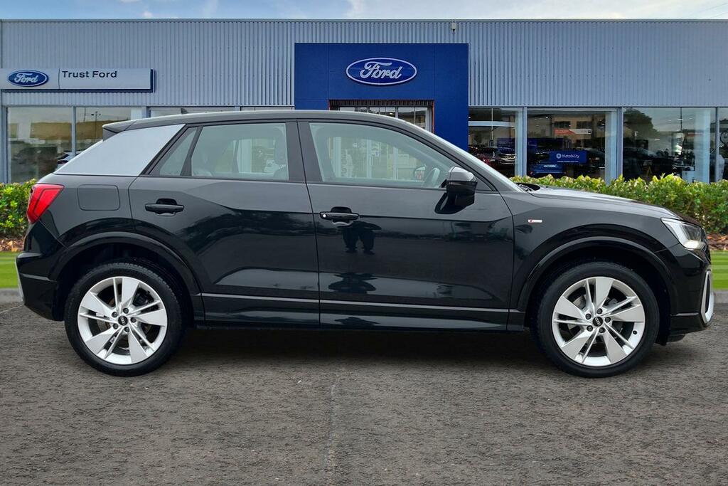 Audi Q2 1.5 Tfsi Cod 35 S Line Suv S Tronic Eur HT22PZL Black #3