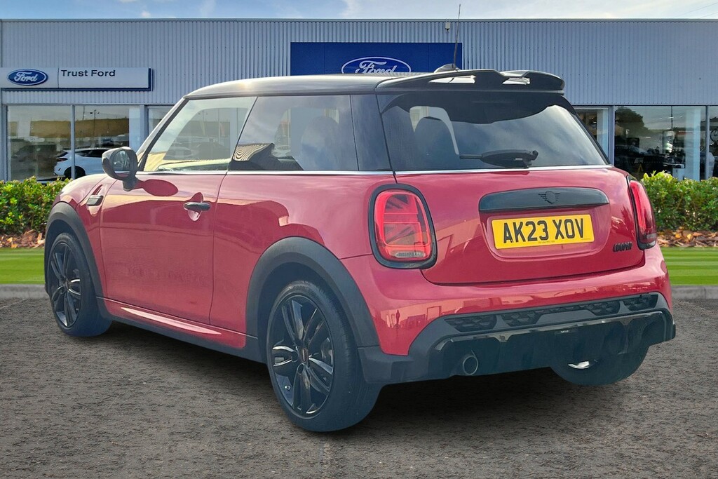 Mini Hatch 1.5L Cooper Sport Steptronic Euro 6 S AK23XOV Red #2
