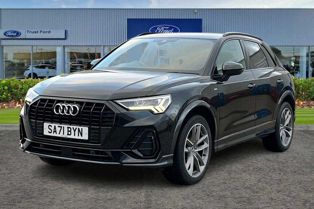 Audi Q3 1.5 Tfsi Cod 35 Black Edition Suv S Tro Black #5