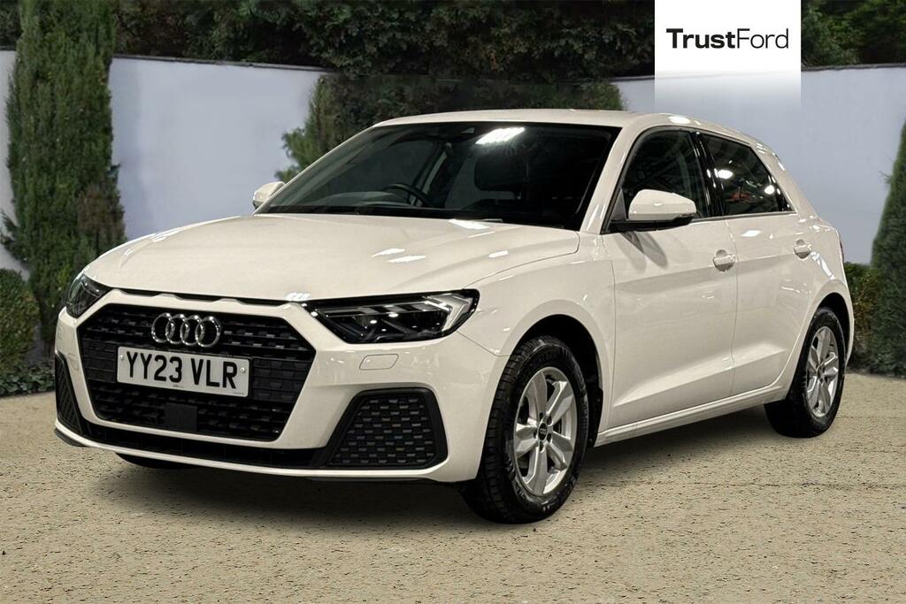 Audi A1 25 Tfsi Technik White #5