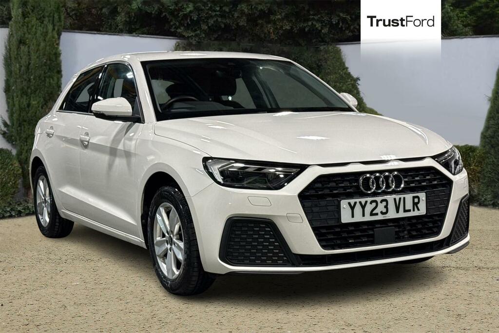 Audi A1 25 Tfsi Technik White
