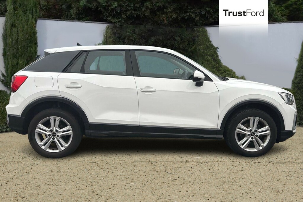 Audi Q2 35 Tfsi Sport With Sat Nav Rear Sensors Power WV22VDN White #3
