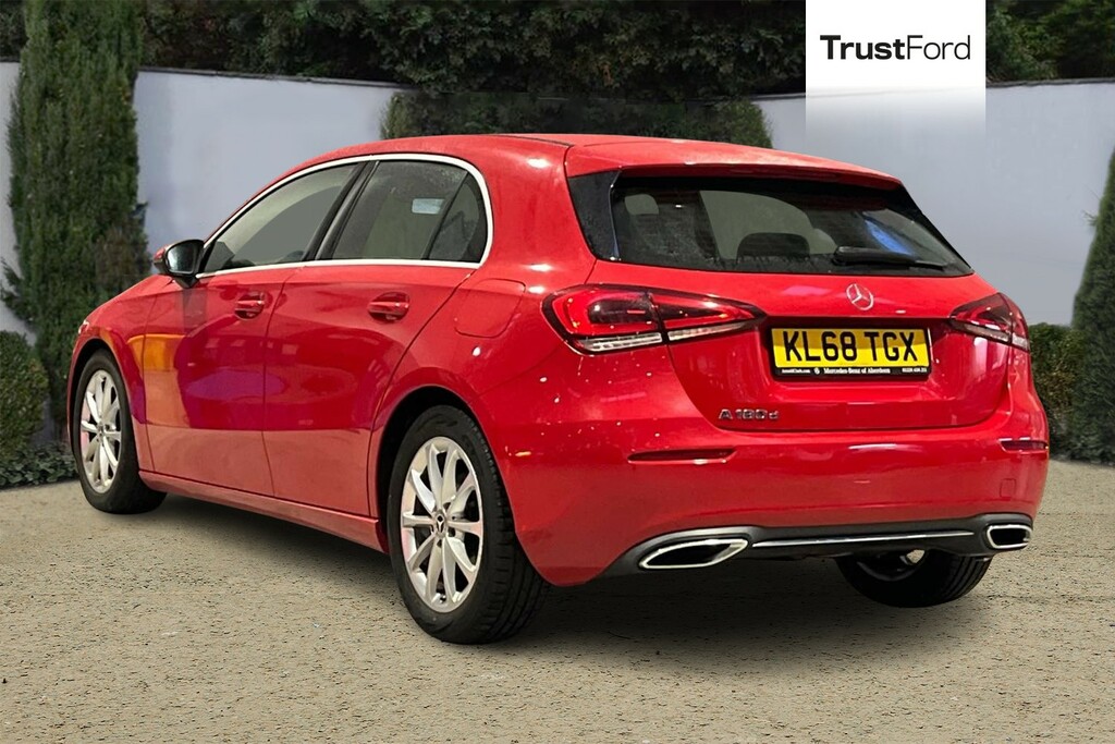 Mercedes-Benz A Class A180d Sport KL68TGX Red #2