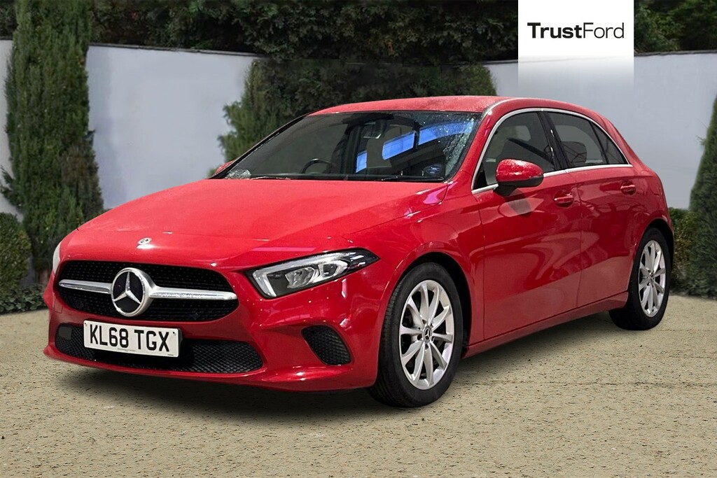 Mercedes-Benz A Class A180d Sport KL68TGX Red #5