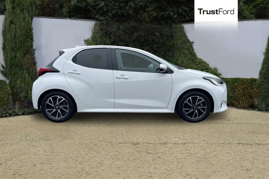 Toyota Yaris 1.5 Hybrid Design Cvt - Reversing Camera Bluet YGZ1329 White #3