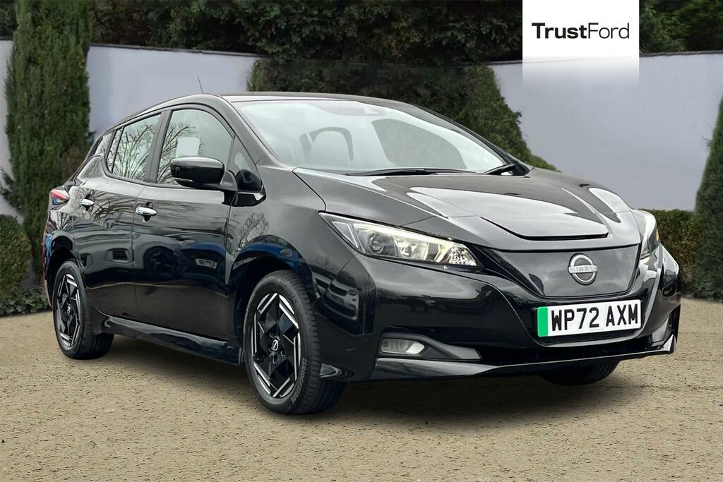 Nissan Leaf 110Kw Acenta 39Kwh Black