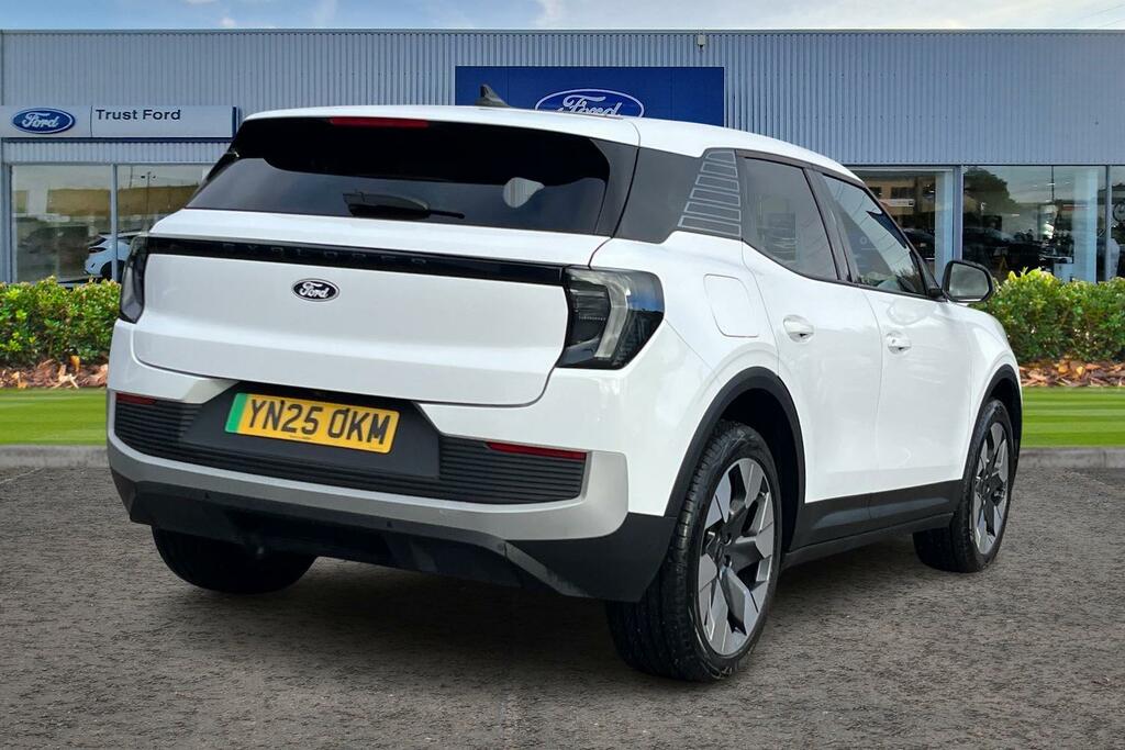 Ford Explorer Extended Range 79Kwh Premium Suv YN25OKM White #4