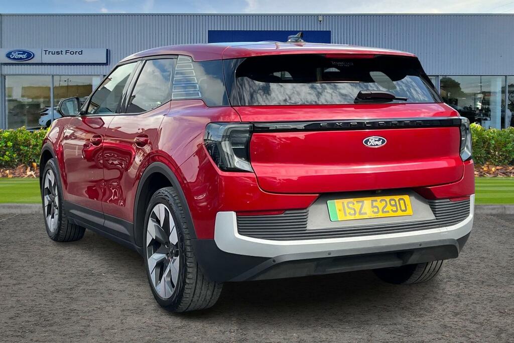 Ford Explorer Extended Range 77Kwh Premium Suv ISZ5290 Red #2