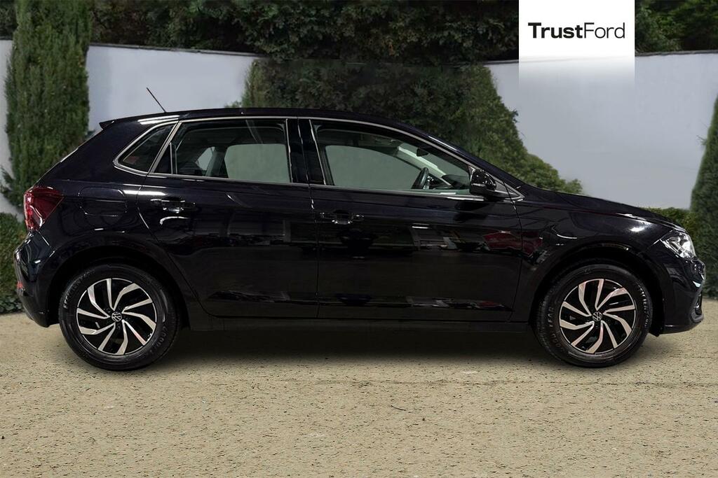 Volkswagen Polo 1.0 Tsi Life Dsg LM73FXJ Black #3