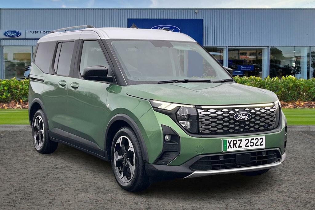 Ford Tourneo Courier 43Kwh Active Mpv 136 Ps Green