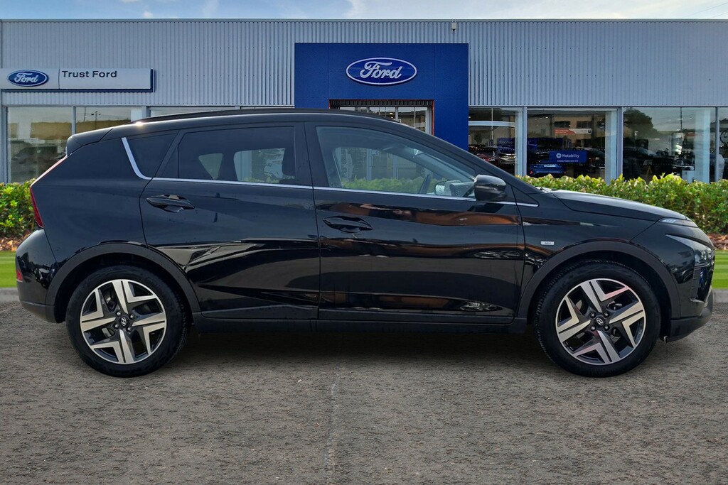 Hyundai Bayon 1.0 Tgdi 48V Mhev Premium Dct Black #3