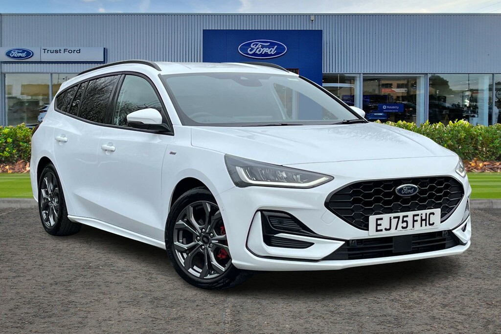 Ford Focus 1.0 Ecoboost Hybrid Mhev 155 St-line White